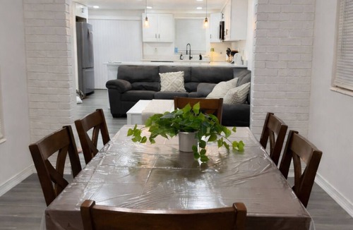 Temple Terrace House | 3-bedroom house in the city of temple terrace, Near USF & Busch Gardens