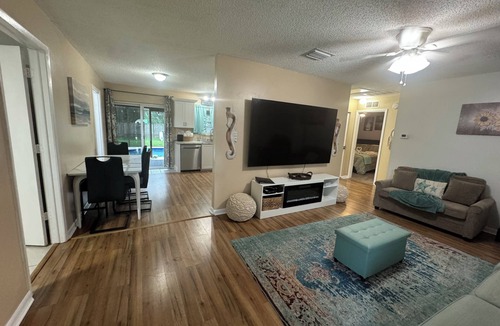 Somerset Lakes House | 3-bedroom house with heated pool in Largo minutes from breathtaking beaches