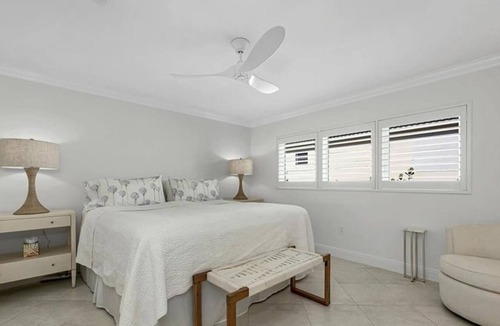 Royal Harbor Apartment | 3 Bedroom Single family 430013 by Houzlet