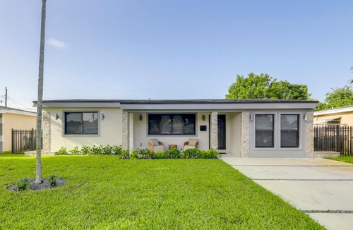 Miramar House | 3 Mi to Hard Rock Stadium: Retreat w/Private Yard