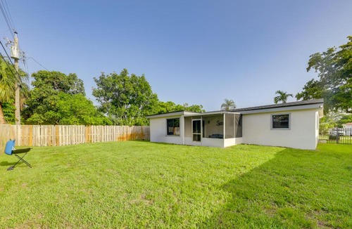 Miramar House | 3 Mi to Hard Rock Stadium: Retreat w/Private Yard