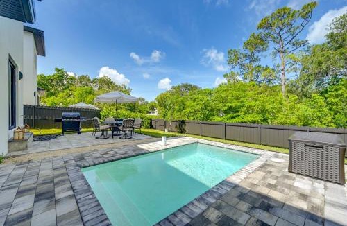 East Naples House | 3 Mi to Naples Beach: Luxurious Home w/Pool!