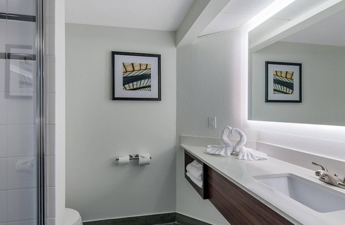 Tropic Hotel | 3 Units | Spacious Stays | Outdoor Pool & Fitness Center