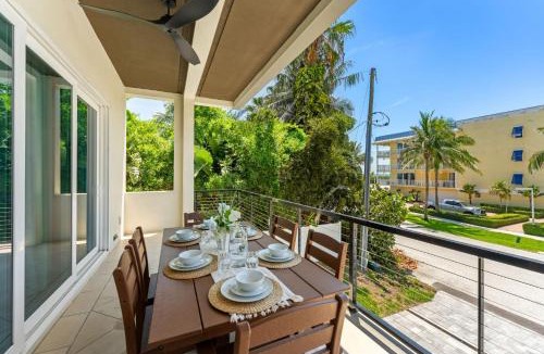 Indialantic By The Sea Villa | 30 40 Eighth Avenue
