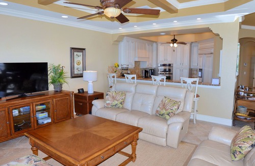 Fort Myers Beach House | 30 STEPS - BEACHFRONT LUXURY OASIS! PRIVATE POOL AND HOT TUB!