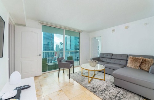 Brickell Condo | 3815 - Stunning Clean 3BR APT @Brickell, Free Parking