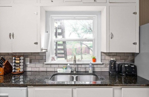 Springfield House | 3BD 102 Madison Ter
