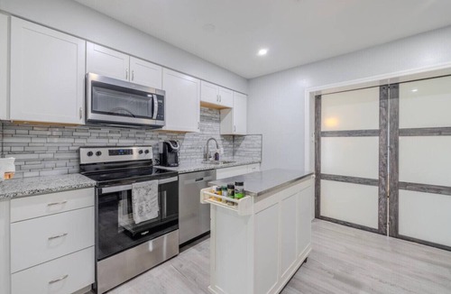 Bonita Springs House | 3Bdr Villa, Pool in the heart of Bonita Springs