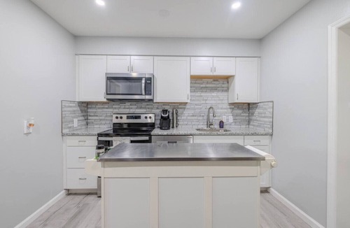 Bonita Springs House | 3Bdr Villa, Pool in the heart of Bonita Springs