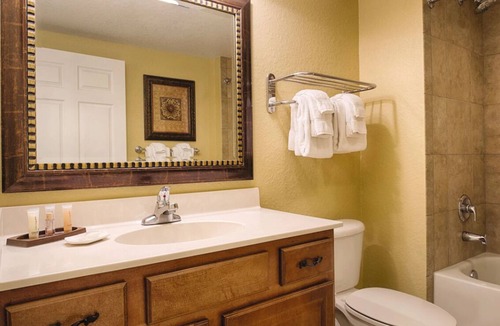 Lake Buena Vista Resort | 3Bed/2Bath Condo in Gorgeous Orlando Resort Near Disney!