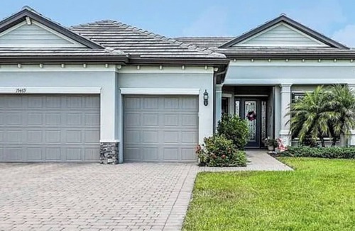 Biggar House | 3BR + den Estero Retreat w/Private Heated Pool, Resort Amenities & Near RSW