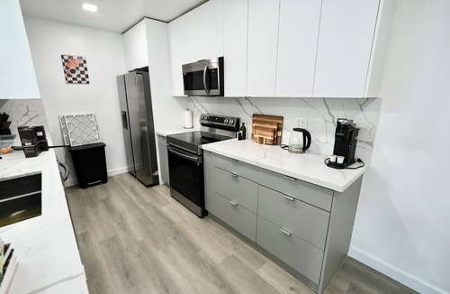 Driftwood House | 3BR Hollywood Home nr Hard Rock, Beach & FLL