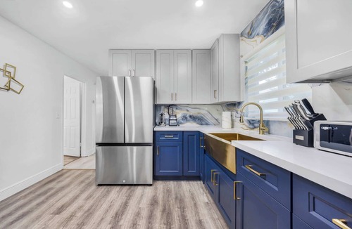 Seybold House | 3BR Miami Tree House | Airport·Beach·BBQ·FIFA.Sleeps11