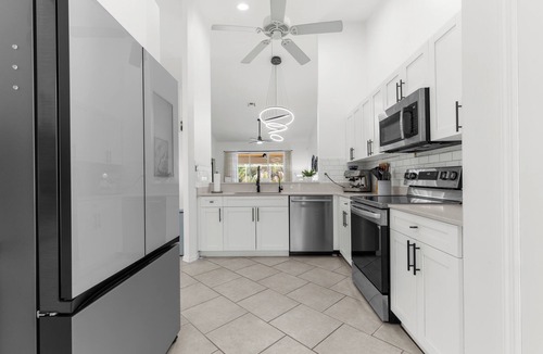 Naples Villa | 3br Villa, Private Heated Pool, Garage, EV-Charger