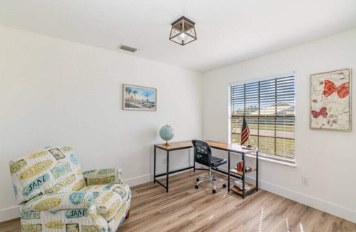 Melbourne Beach House | 4/3 Family Home steps to Beach w/Spa in Melbourne Beach