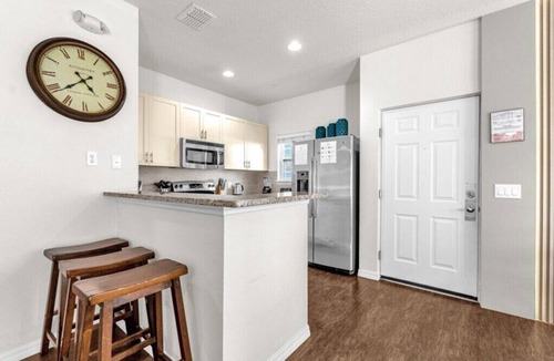 Kissimmee House | 4 BD/3 BA/Lucaya Village (25-108)
