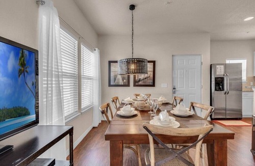 Bay Lake House | 4 BD/3 BA/Lucaya Village (23-101)