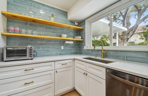 South Pinellas Community Council House | 4 Bedroom 3 Bath Pool Madeira Beach HideAway
