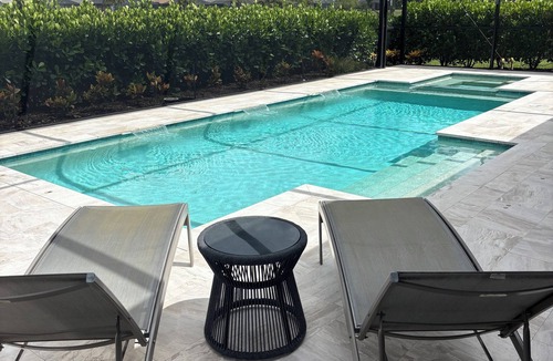 Rural Estates House | 4 bedroom 4.5 bath modern luxury home with private pool and golf course