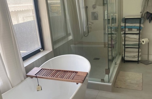 Morningside House | 4 bedroom house in the heart of Miami perfect for bigger groups and families!