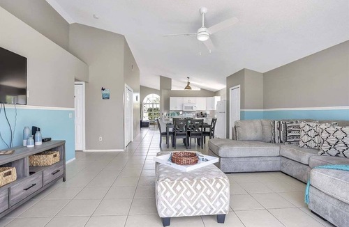 Windward Cay Cottage | 4716-4-ww-blend of Relaxation and Convenience