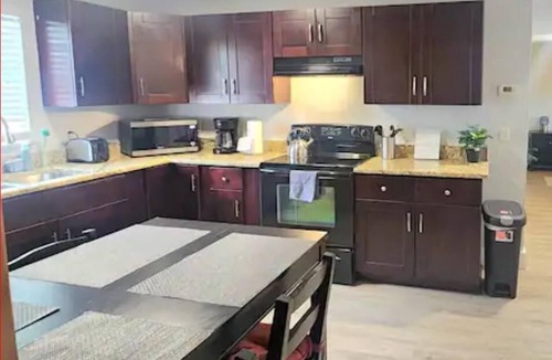 Carver City - Lincoln Gardens House | #49 New Westshore Football Home by Joyful Moments.