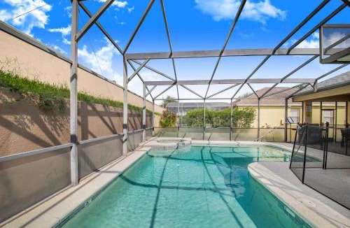 Haines City House | 4bed pool Hot tub,Game Room at Calabay Tower lake