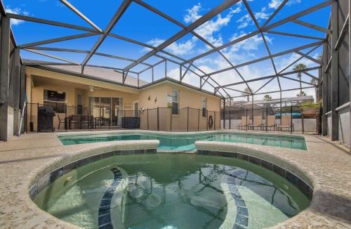 Haines City House | 4bed pool Hot tub,Game Room at Calabay Tower lake