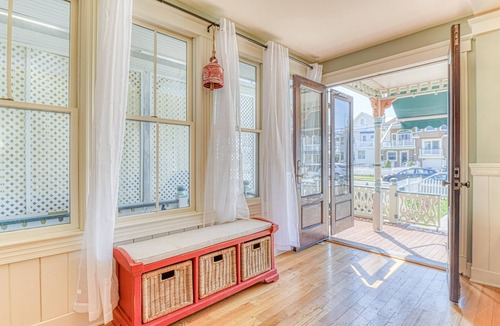 Ocean Grove House | 5 1/2 EMBURY - BEACH BLOCK BEAUTY with 3 Oceanview Porches