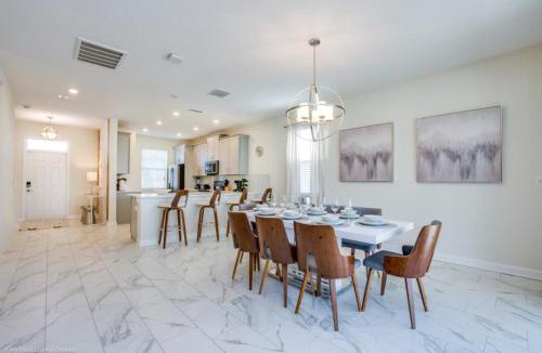 Davenport Villa | 5 Bed Pool With Overflowing Spa In Champions Gate! Villa