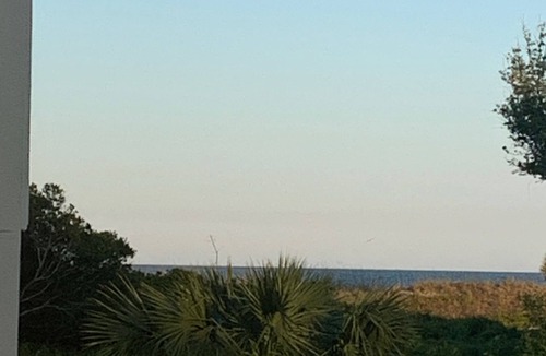 Folly Field Condo | 5th Villa to Beach Remodeled for 2021- Steps to Open Beach SLEEPS 6