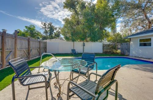 Palm Harbor Apartment | 6 Mi to Honeymoon Island: Studio w/Pool Access