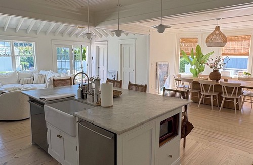 Spring Lake House | 6BR w pool/back house in Spring Lake - 2 blocks to beach 2 blocks to downtown