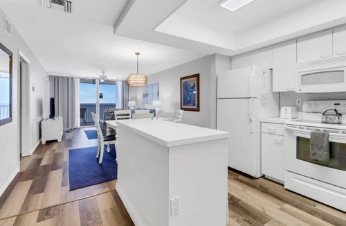 Fort Myers Beach Condo | 6TH FLOOR BEACHFRONT | ELEVATED GULF VIEWS | 2BR/2BA | SLEEPS 6 | HEATED POOL | FORT MYERS BEACH