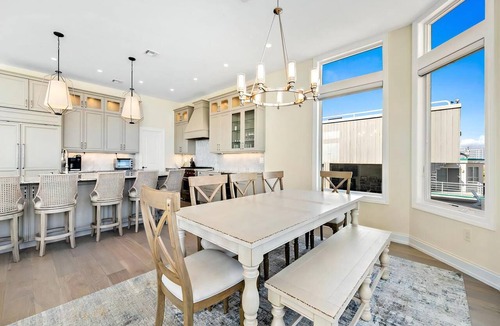North Beach Haven House | 7 bedroom accommodation in Peahala Park