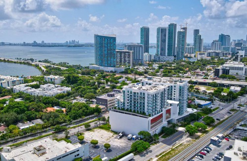 Northeast Miami Condo | 75 m² Condo ∙ 1 bedroom ∙ 4 guests