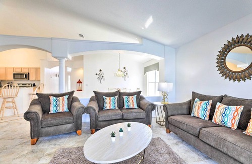 Eagle Pointe South Cottage | 8 Mi to Disney World: Home w/Lanai + Game Room!