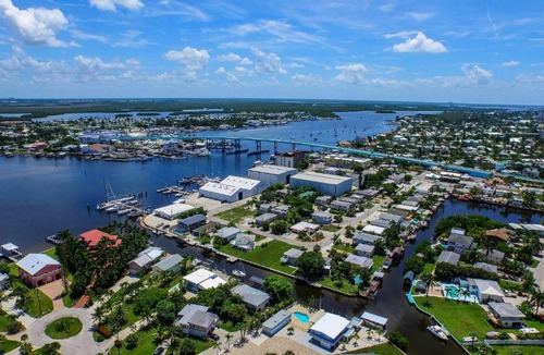 Fort Myers Beach House | 81 Miramar Street - Modernized private beach home