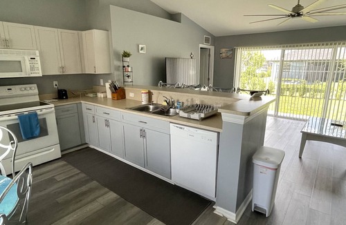 Diplomat House | A cozy and peaceful house to relax with the whole family and friends.