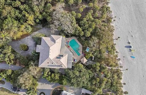 Englewood Villa | A fantasy island Beachfront biohacking estate w Renowned yogi in Palace