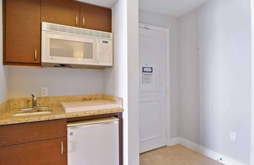 Key Biscayne Condo | A Great Suite at Your Hands! Suite by The Beach