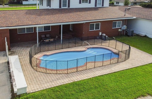 Brandon House | A Large Tropical 7 Bedroom Estate by RedAwning