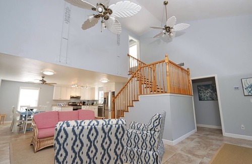 Captiva House | A Perfect Oasis Just a Short Walk To The Beach - Angels Crossing