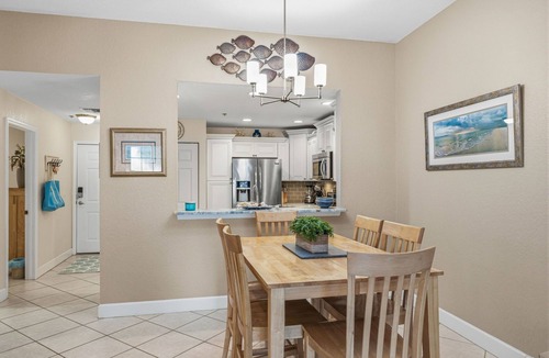 Independence Square House | A private beachfront condo just steps from beach