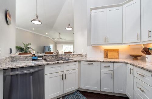 Siesta Isle House | A Wave From it All