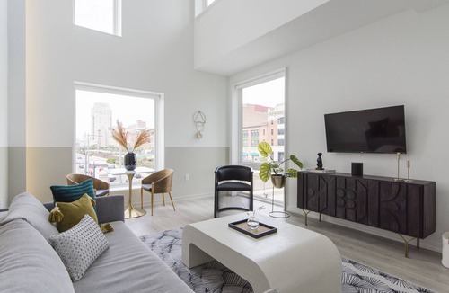 Chinatown Apartment | Abode Philadelphia - Center City Convention Center