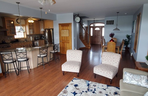 Dover Beaches North House | Abundance, brilliance & charm in this 5 bd 3 ba beauty in Lavallette w/WiFi, AC