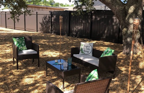Fort Myers Shores House | Affordable cozy home.mins away from Boat House & Caloosahatchee