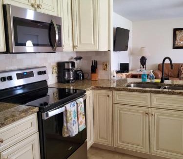 Beach Club Colony House | All Pets Welcome, Across From Beach, Tiki Hut