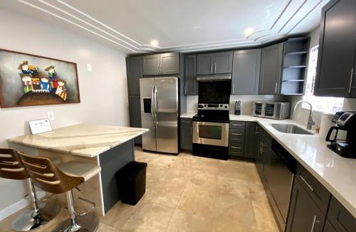 Poiciana Park II Apartment | Almeria House